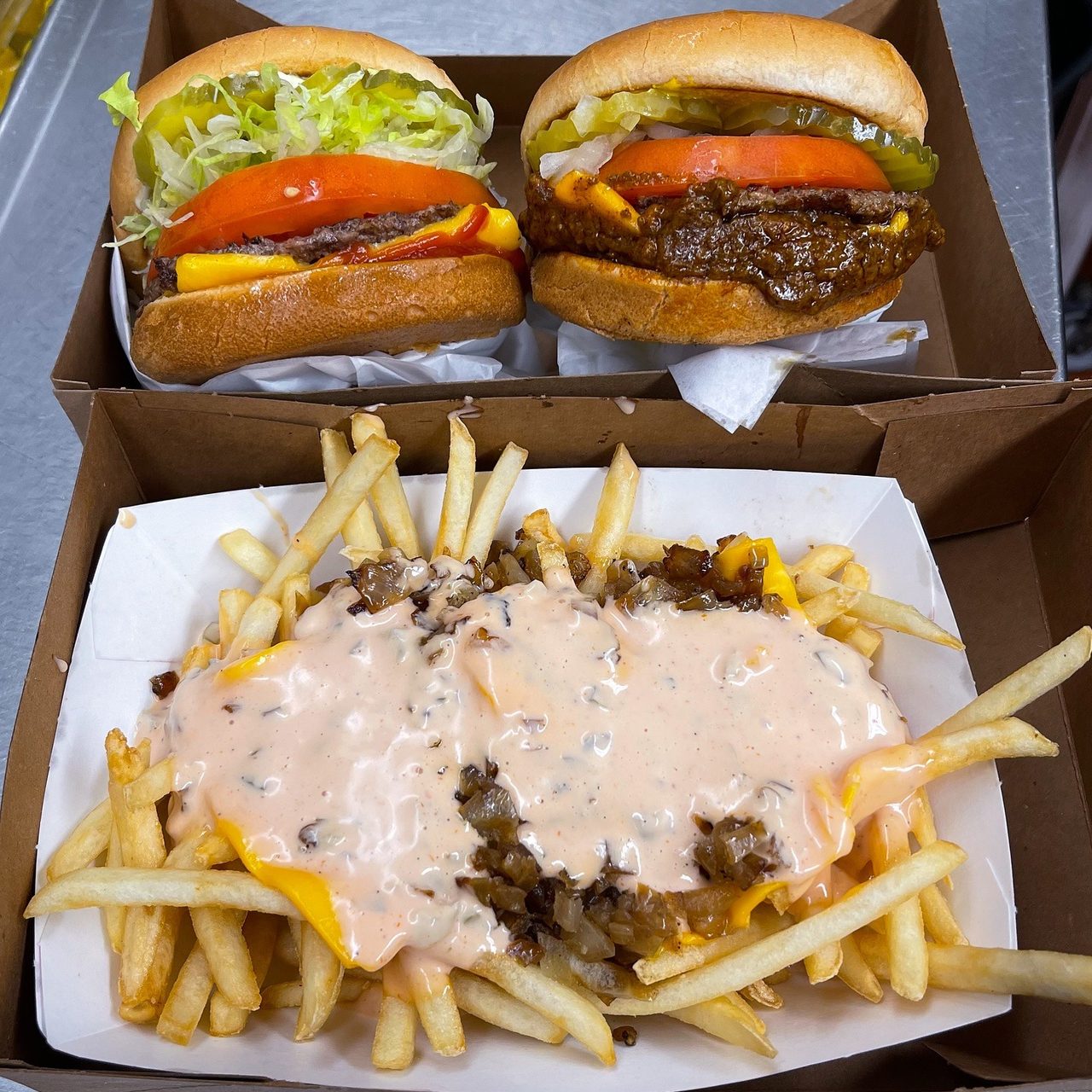Consistent Five-Star Flavor and Iconic Atmosphere